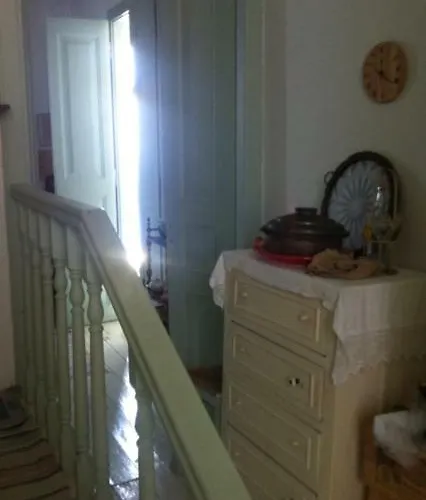 Persefonis View House