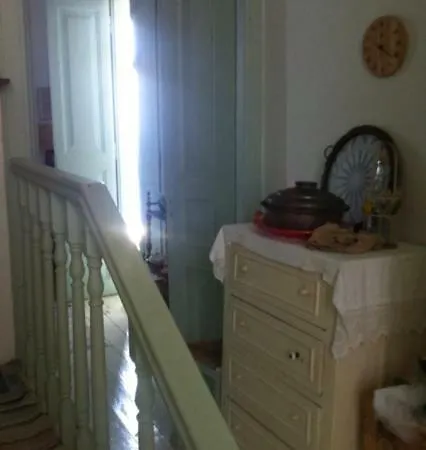 Persefonis View House