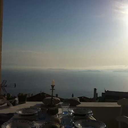 Persefonis View House Feriehus *