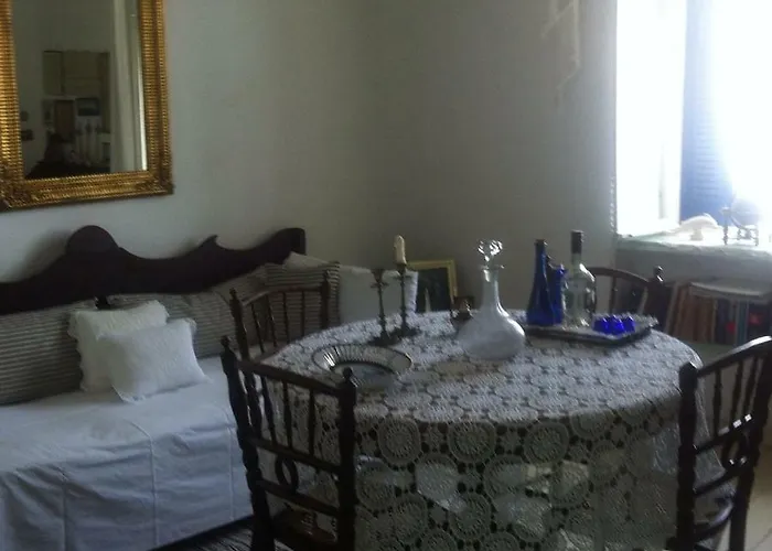 Persefonis View House Case de vacanță Glossa