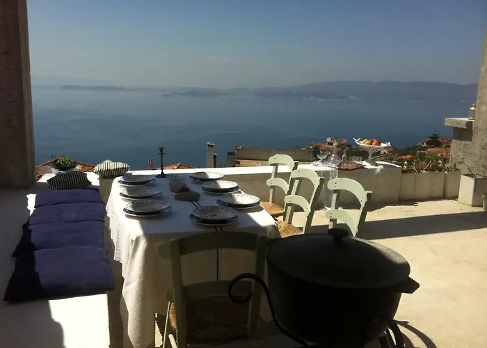 Case de vacanță Persefonis View House Glossa