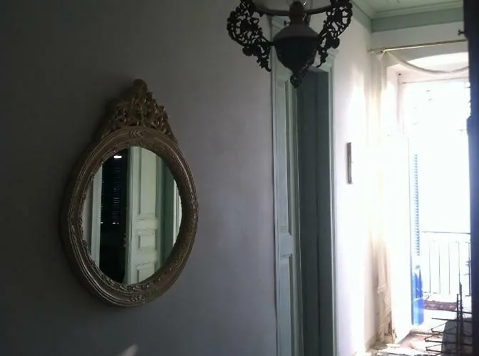 Persefonis View House